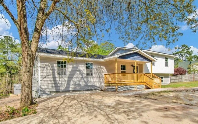 Primary Photo - NEW LISTING!!!!!