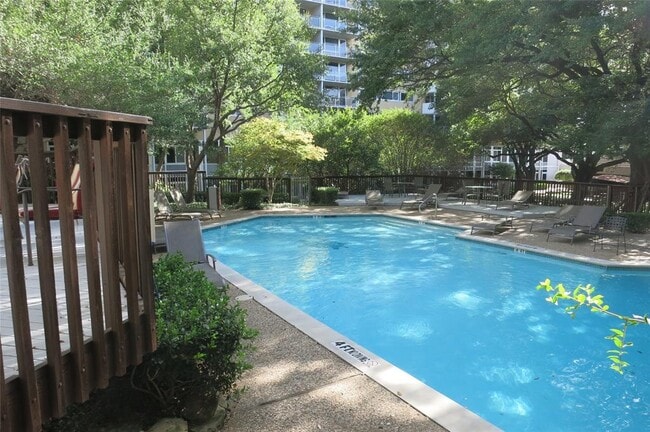 Building Photo - 3883 Turtle Creek Blvd