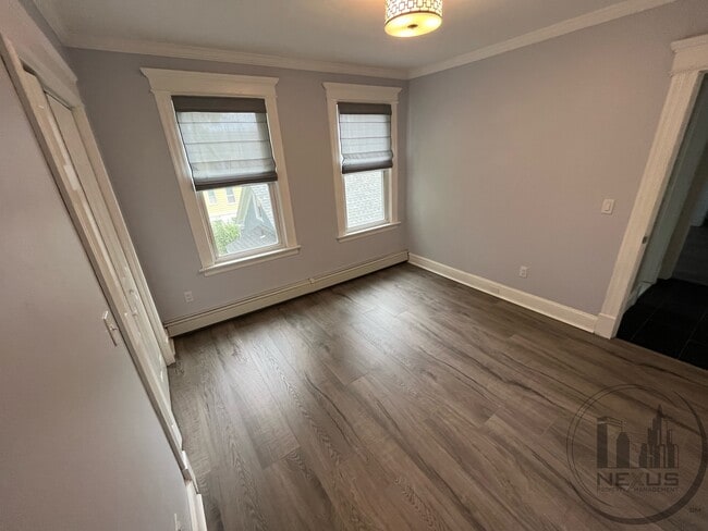 Building Photo - 62 Vail St