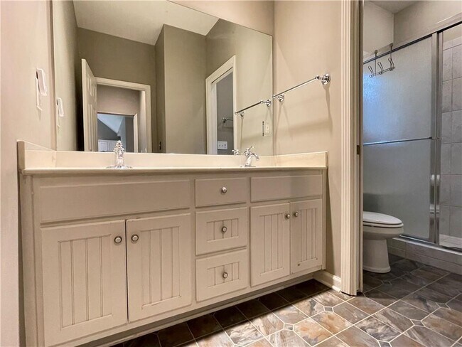 Building Photo - 3398 Banks Mountain Dr