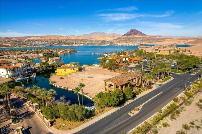 Building Photo - 15 Vía Lido