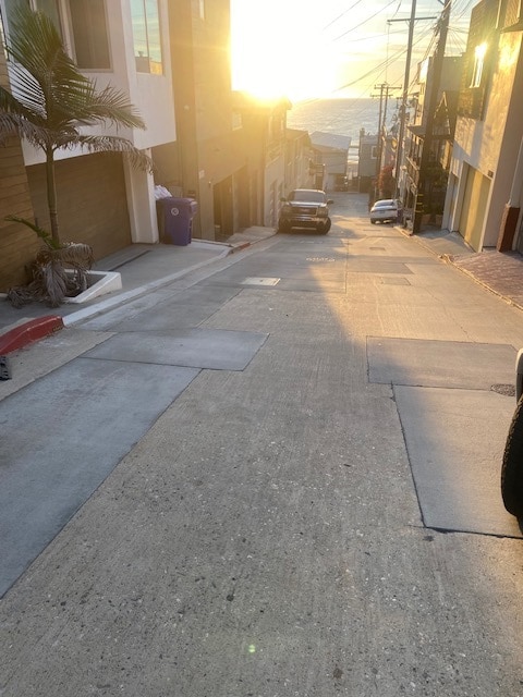 Building Photo - 213 Moonstone St