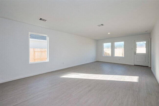 Building Photo - 18224 Pontecorvo Ln
