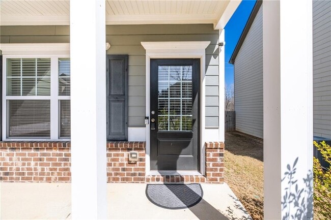 Building Photo - 5337 Burrus Ln