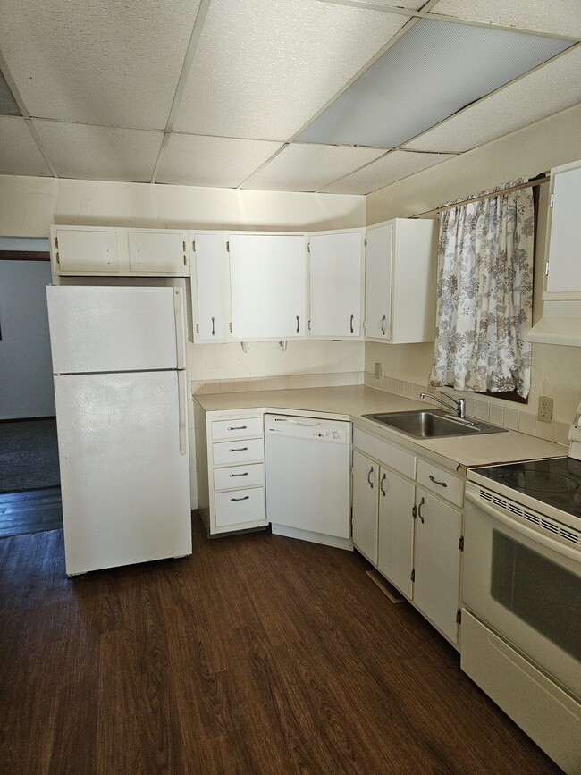 Kitchen - W2668 WI-33