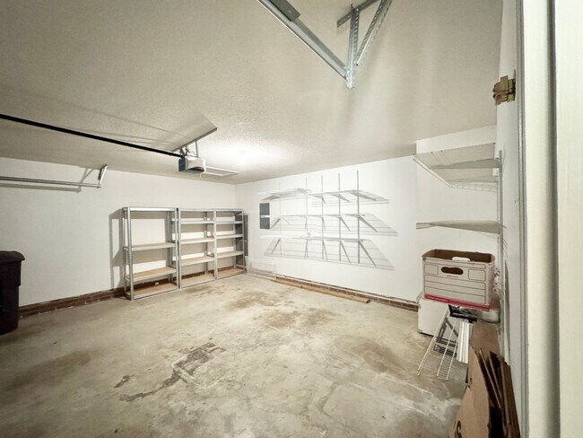 Building Photo - Adorable 3 Bedroom Home in High Point!