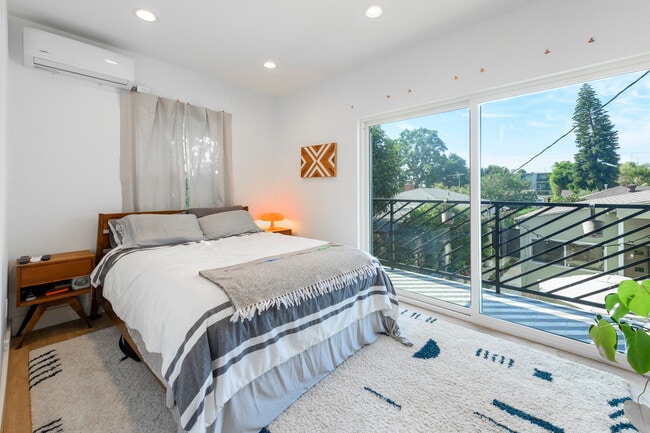 Building Photo - 4426 Campbell Dr