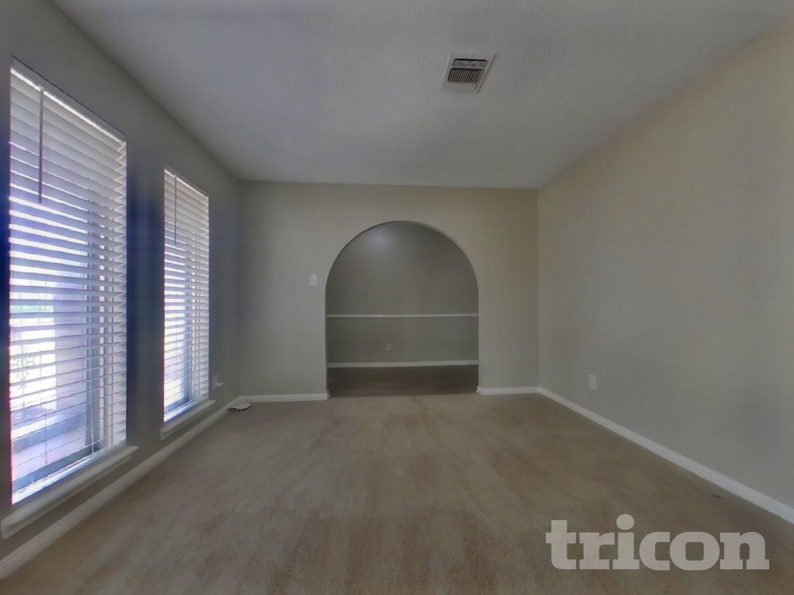 Building Photo - 902 Lanell St