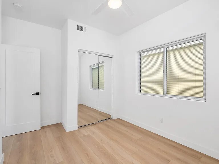 Building Photo - 5661 Campanile Way