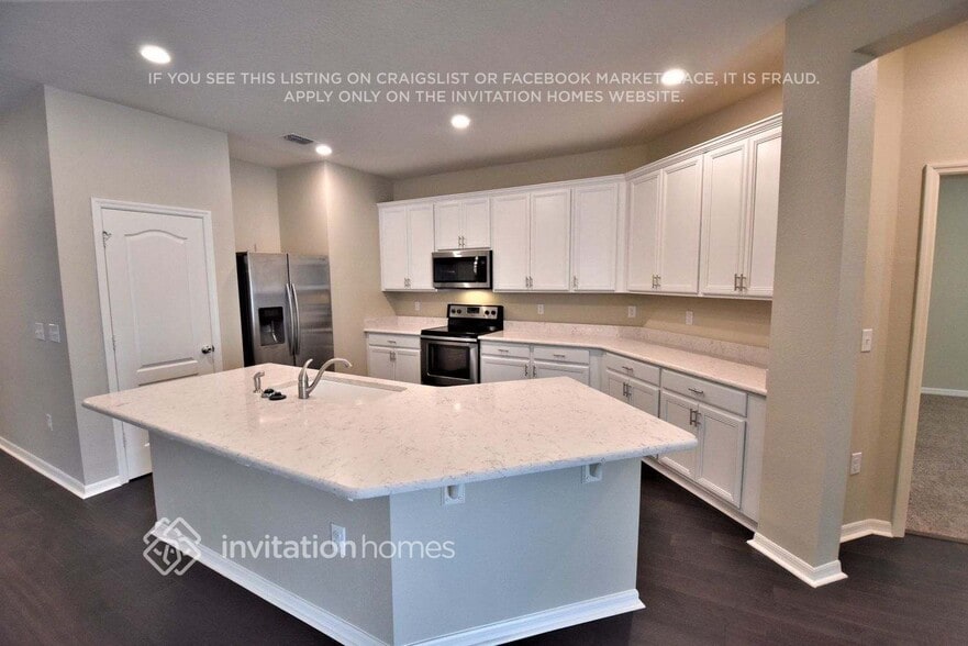 Building Photo - 4260 Moon Shadow Loop