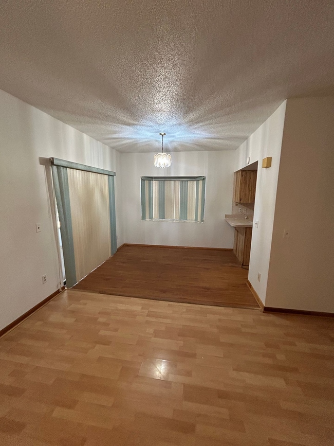 Building Photo - Northside Rental Home!