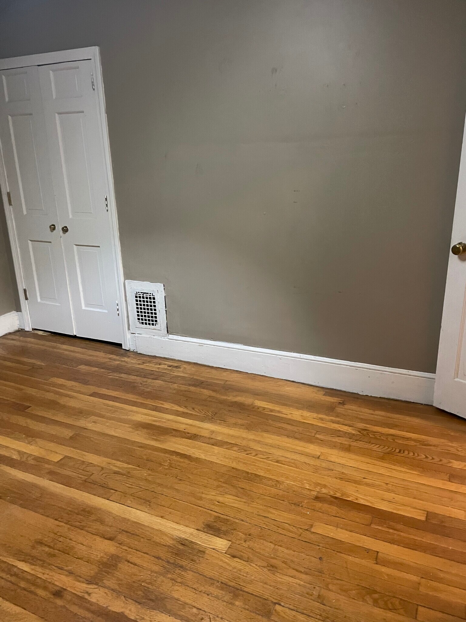 Building Photo - 6 Saint Gregory St