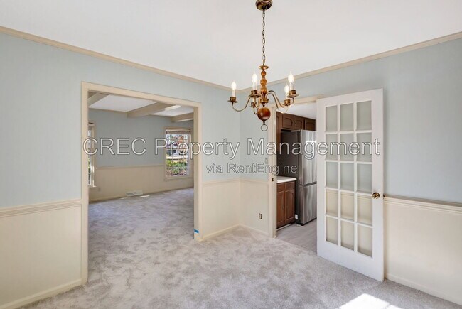 Building Photo - 321 Shaftesbury Ln