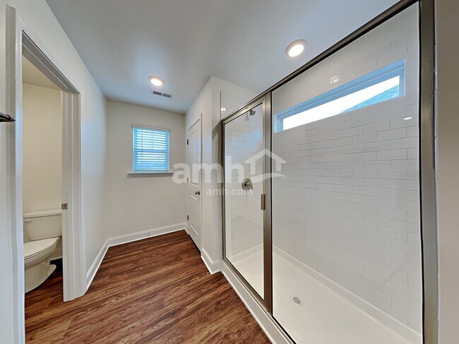 Building Photo - 133 Hazel Pk Dr