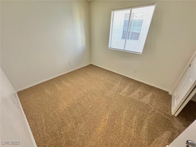 Building Photo - 2499 Wild Ambrosia Ave