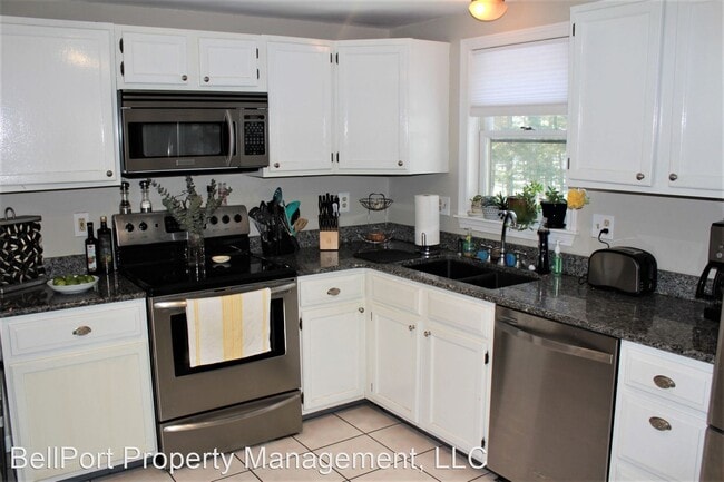 Building Photo - 3 br, 2 bath House - 2 Fox Run Road