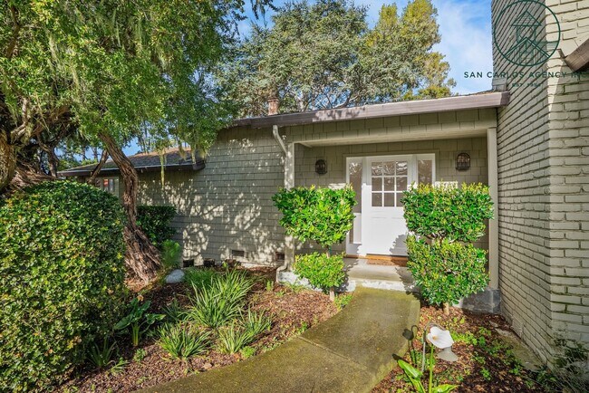 Building Photo - Spacious Three Bedroom Home in Country Club Area of Pebble Beach