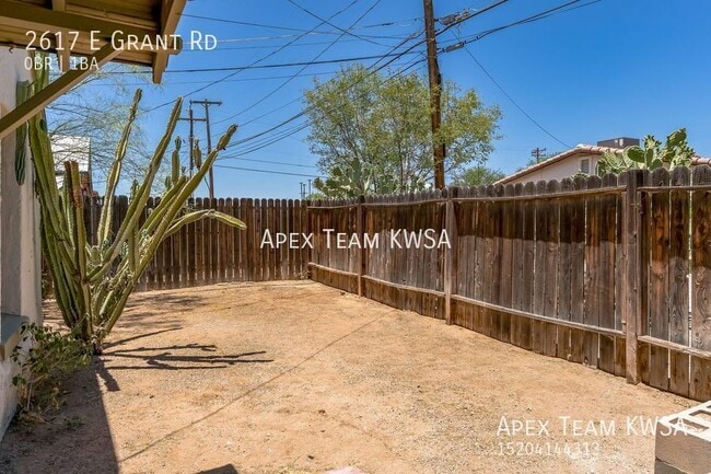 Building Photo - 2617 E Grant Rd