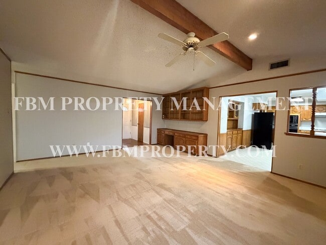 Building Photo - 1103 Scarlet Oaks Cir