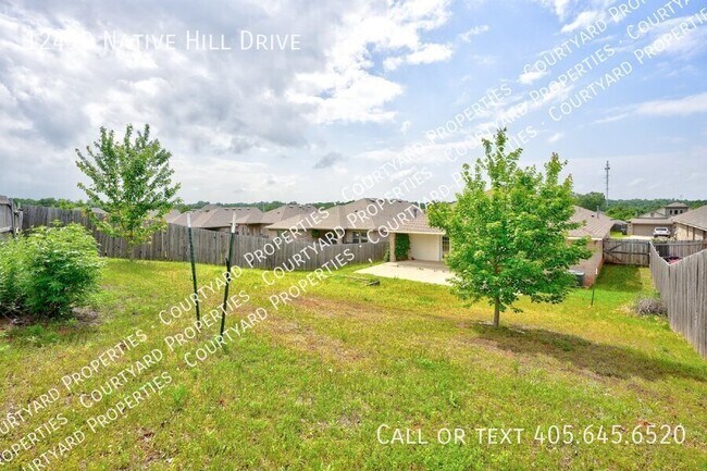 Building Photo - 12490 Native Hill Dr
