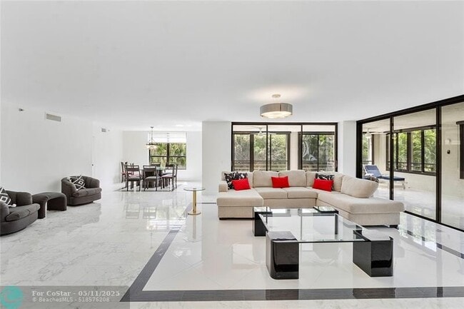 Building Photo - 7579 Imperial Dr