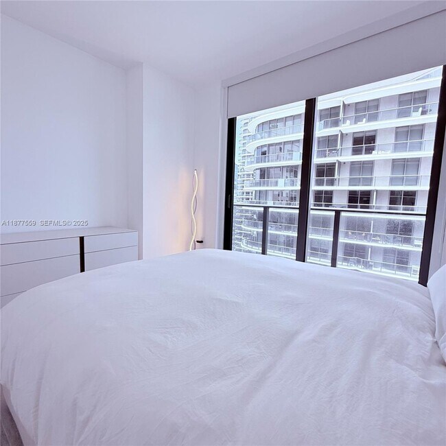 Building Photo - 55 SW 9th St