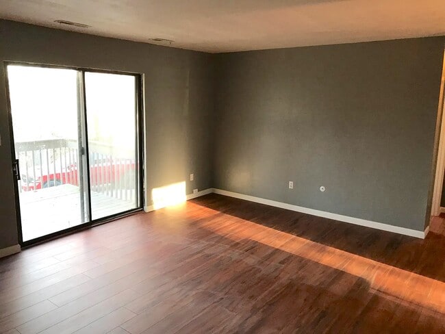 Building Photo - 1104 Arrowhead Dr