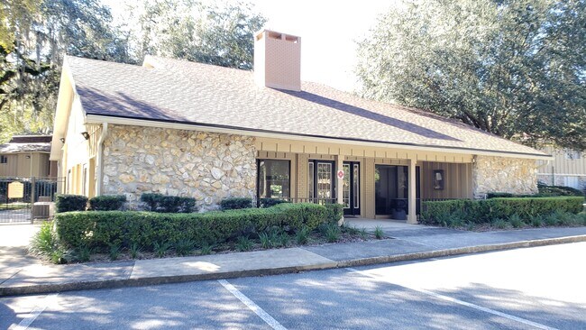 Building Photo - 507 NW 39th Rd