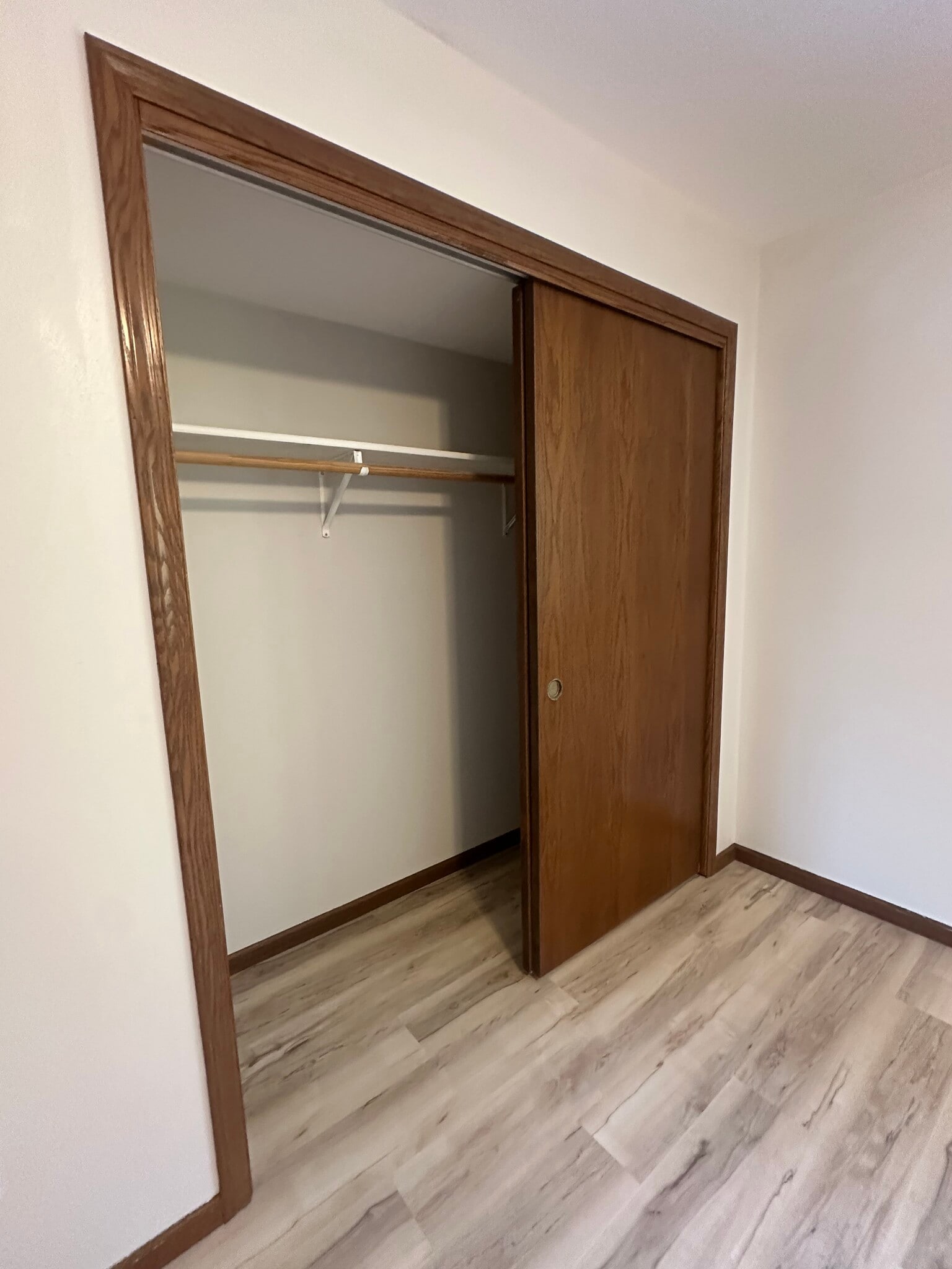 Bedroom 2 closet - 18 Stonehaven Dr