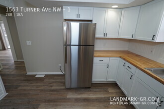 Building Photo - ?? 2-Bedroom Unit – Available Now!