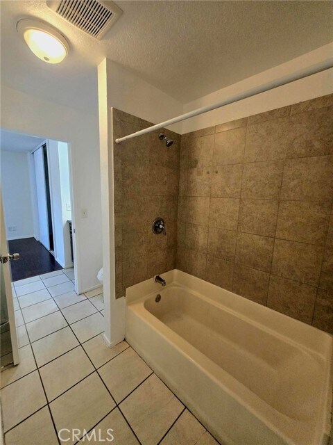 Building Photo - 1614 S Campus Ave