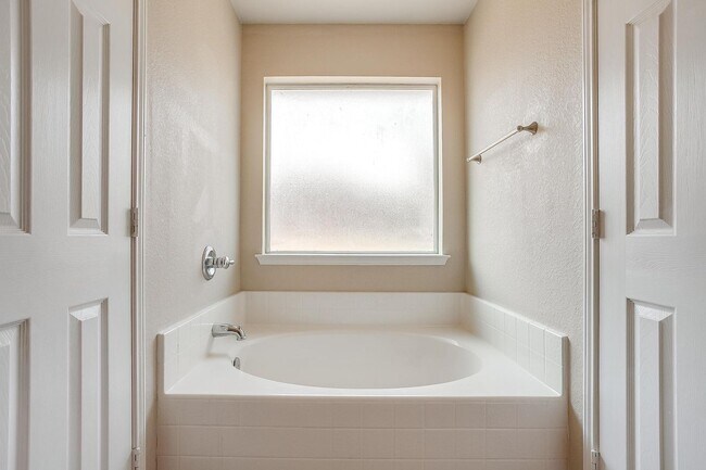 Building Photo - Perfectly located.  3 Bedroom, 2 Bath Home-  White Settlement ISD- 76108