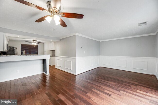 Building Photo - 1592 Lodge Pole Ct