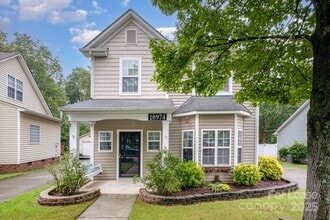 Building Photo - 10974 Heritage Green Dr