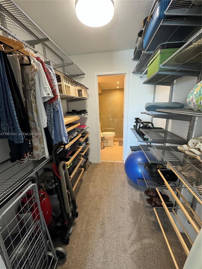 Building Photo - 150 SE 25th Rd