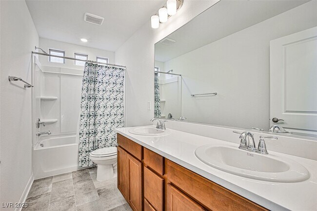 Building Photo - 7412 Legacy Pt St