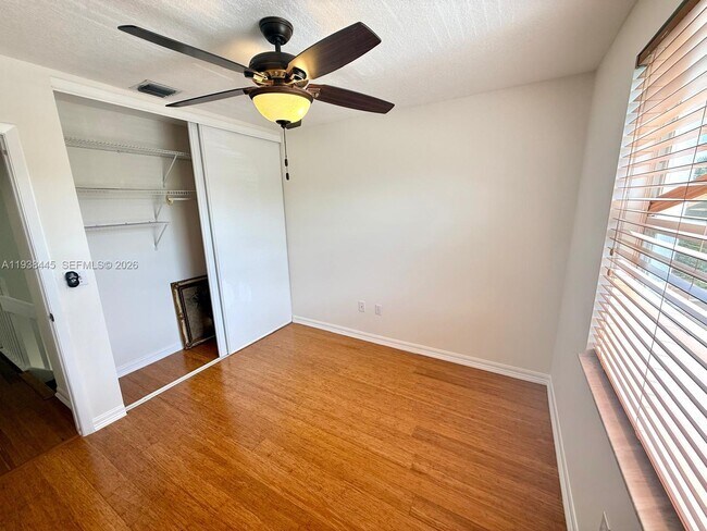 Building Photo - 1355 NW 154th Ln