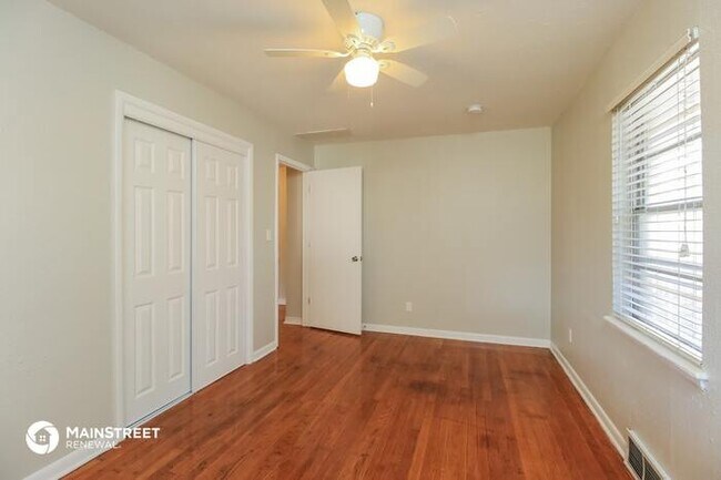 Building Photo - 2800 LAKESIDE DRIVE, OKLAHOMA CITY, OK 73120