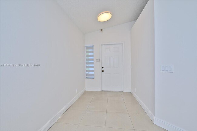 Building Photo - 1270 Majesty Terrace