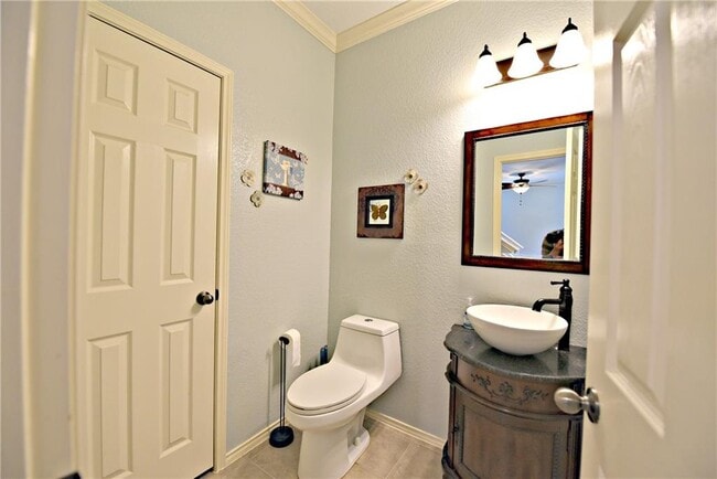 Building Photo - 1805 Copper Breaks Ln
