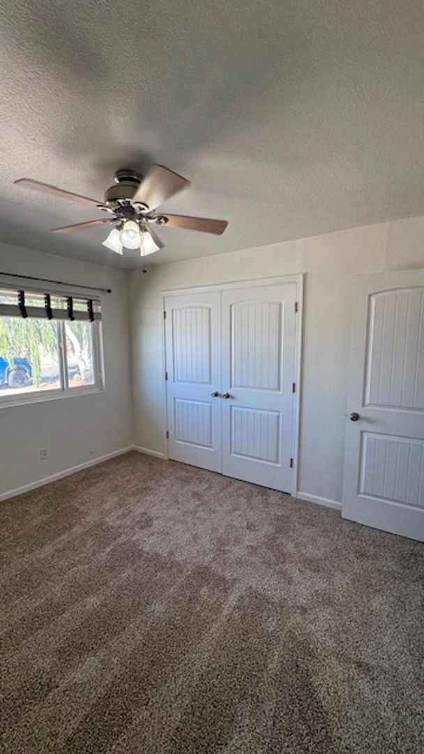 Building Photo - LONG TERM! 3 Bedroom 3 Bath Pool Home!