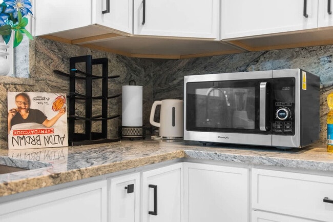 Building Photo - 1219 Denver Ln