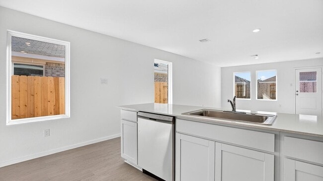 Building Photo - 26911 Dalmatian Bellflower Dr