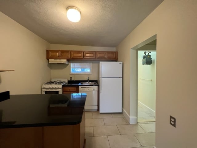 Building Photo - 15 Bay St