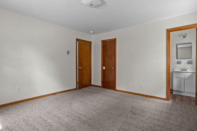 Building Photo - 6560 Benns Church Blvd