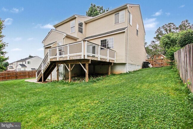 Building Photo - 15812 Ibsen Pl