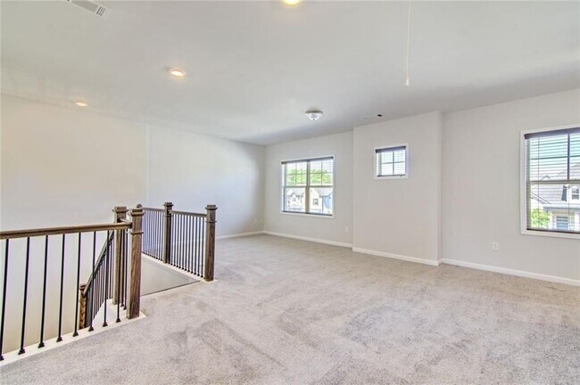 Building Photo - 7107 Branch Creek Cove