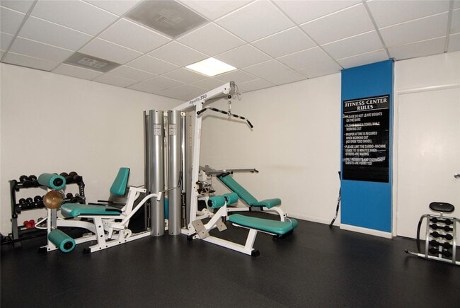 Building Photo - 3900 Galt Ocean Dr