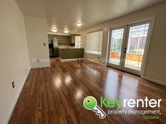 Building Photo - 610 Rice Ct