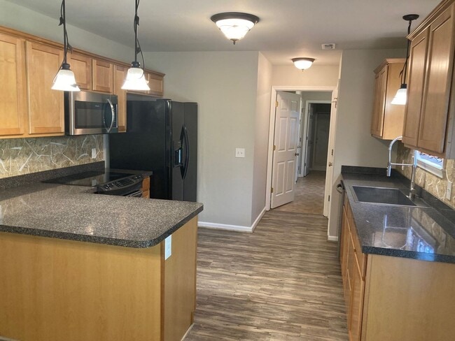 Building Photo - Charming 4BR/3BA Home in Azalea Acres – A Must-See